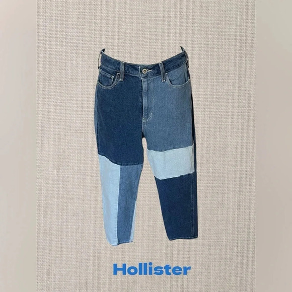 Hollister | Ultra High-Rise Mom Jeans - Picture 1 of 7
